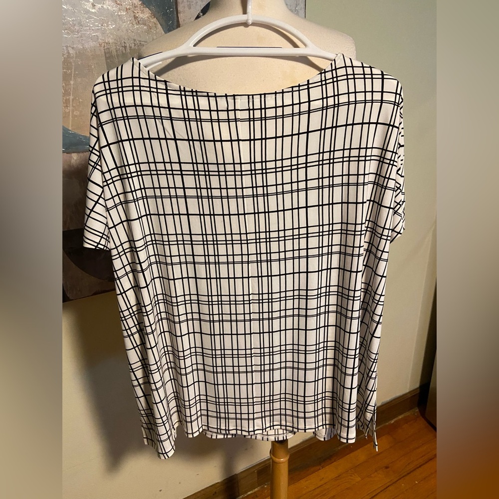 AVON Studio 1886 brand top - Picture 5 of 6